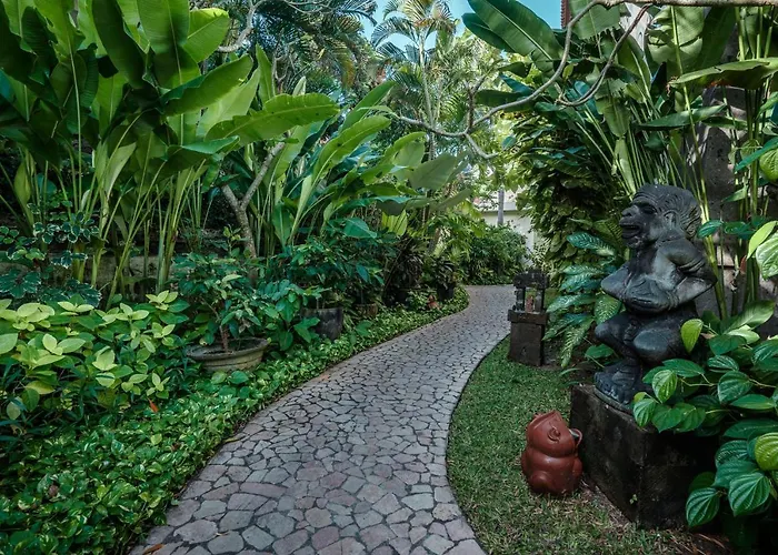 Kumala Pantai Hotel