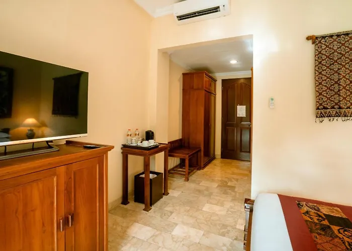 Kumala Pantai Hotel 3*