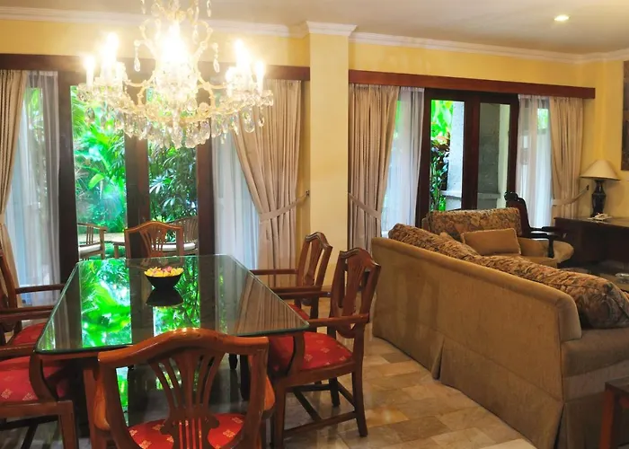 Kumala Pantai Hotel 3*
