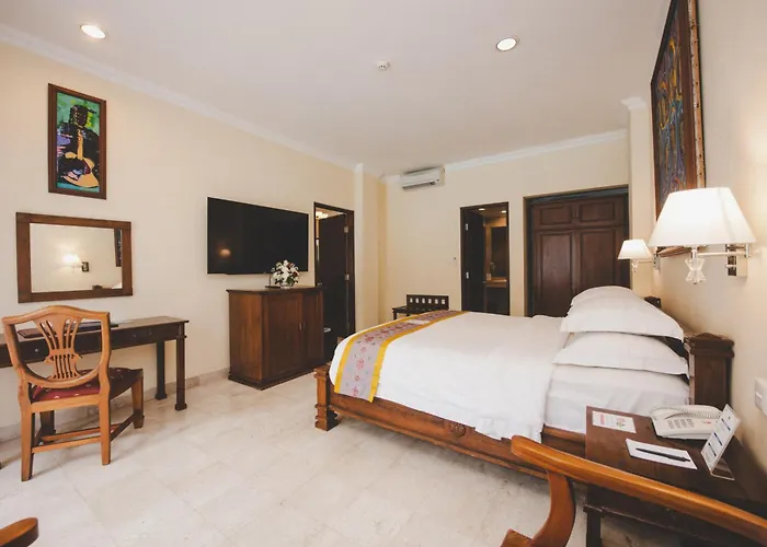Hotel Kumala Pantai 3*