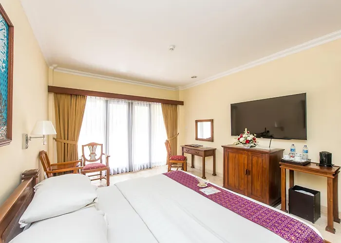 Hotel Kumala Pantai